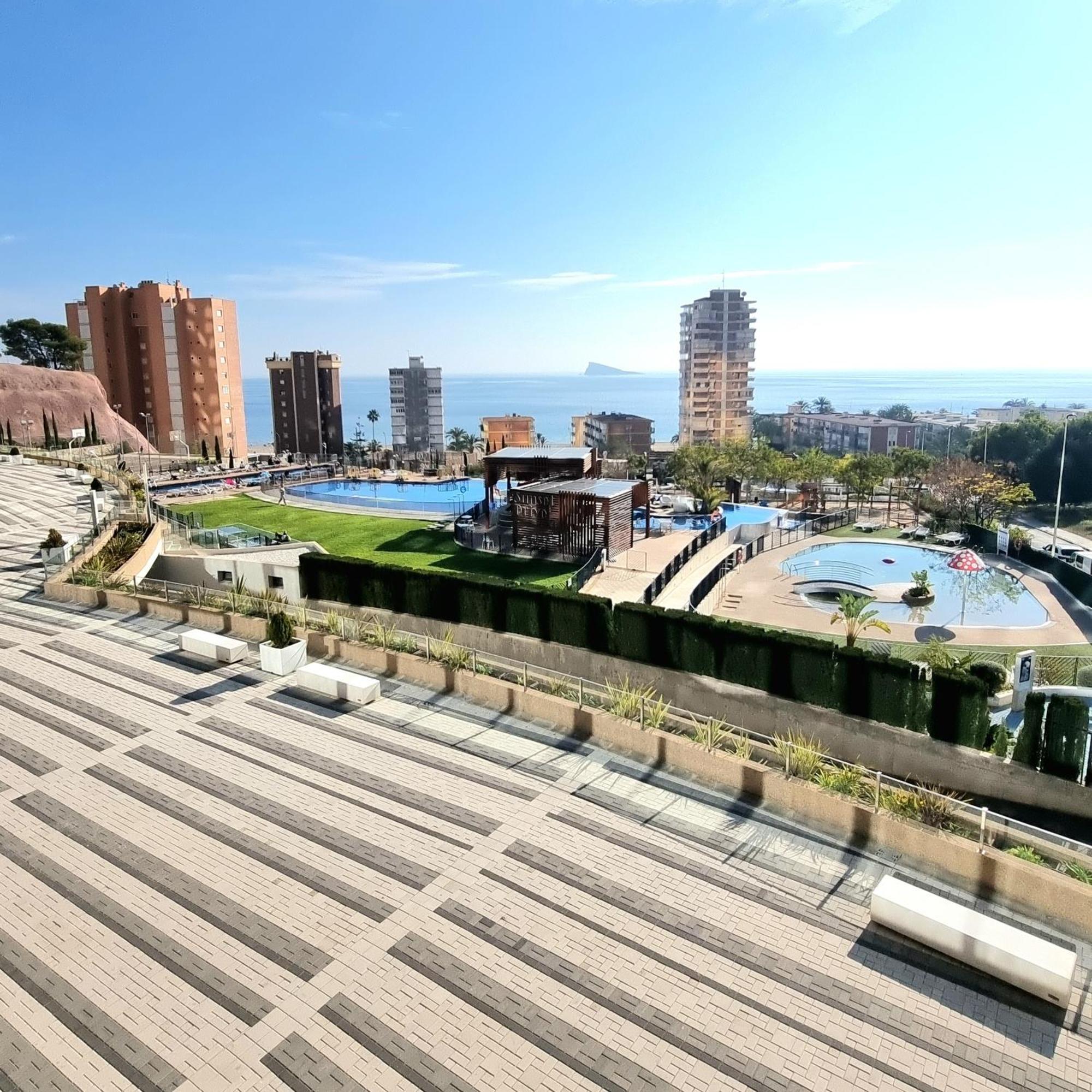 Sunset Drive Apartments Бенидорм Экстерьер фото