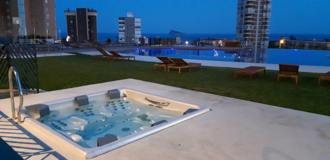 Sunset Drive Apartments Бенидорм Экстерьер фото